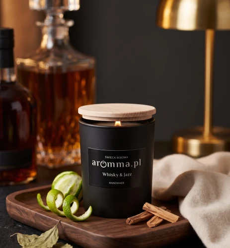 Świeca sojowa Aromma Whisky i Jazz