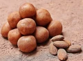 Naturalna świeca sojowa Aromma o zapachu Marcepan i Migdał.