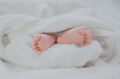 Naturalna świeca sojowa Aromma o zapachu Baby Powder.