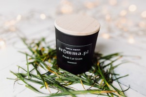Świeca Sojowa - Fresh Cut Grass 180 ml z wieczkiem - zapach świeżo ściętej trawy!